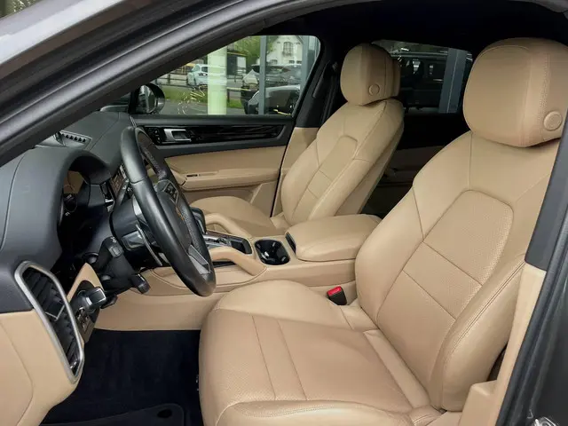 Porsche Cayenne 3.0 E-Hybrid 2021 Hybride Benzine 56