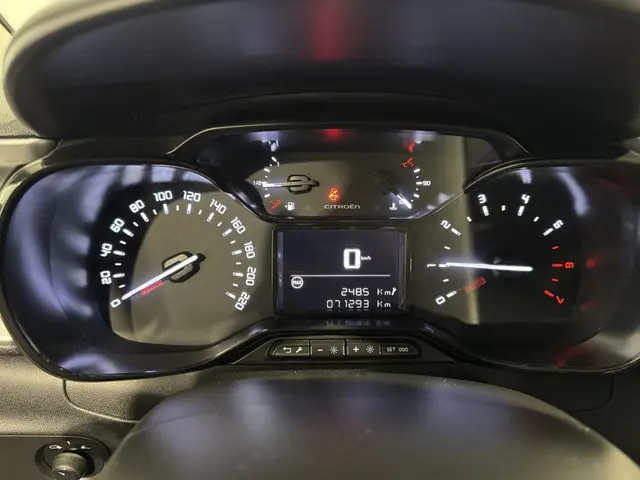 Citroën C3 PureTech 83 Business 2020 Benzine 22