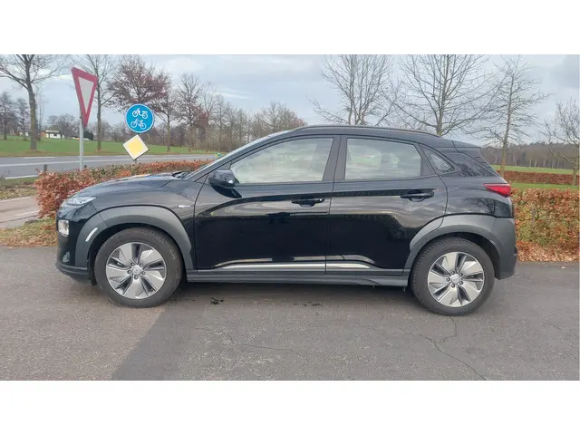 Hyundai Kona EV Comfort 64 kWh 2020 Elektrisch 13