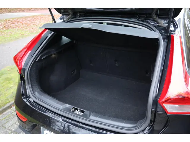 Volvo V40 2.0 D2 Summum Business 2015 Diesel 30