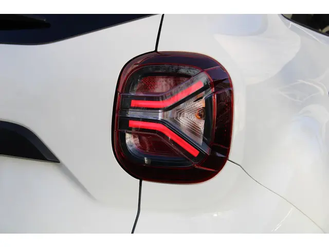 Dacia Duster 1.3 TCe Prestige 2022 Benzine 23