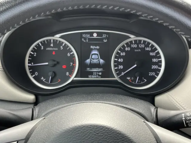Nissan Micra 0.9 IG-T Tekna 2017 Benzine 62