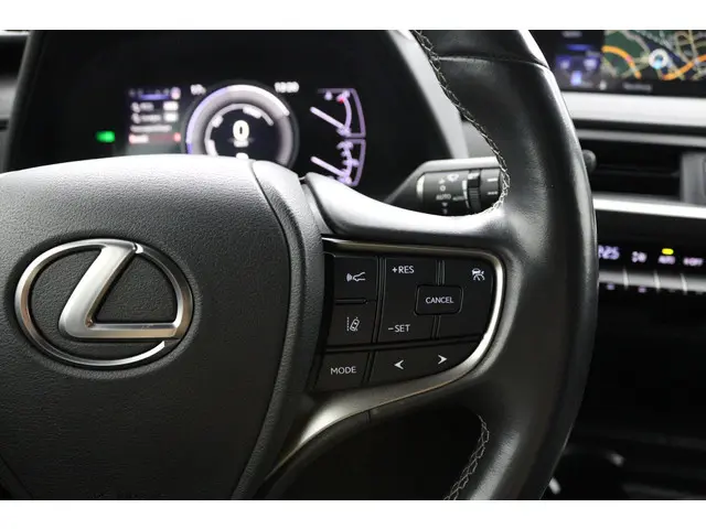 Lexus UX 250h Business Line 2019 Hybride Benzine 21