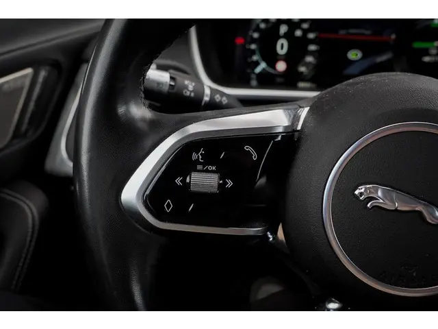 Jaguar I-PACE EV400 HSE 90 kWh 2018 Elektrisch 44