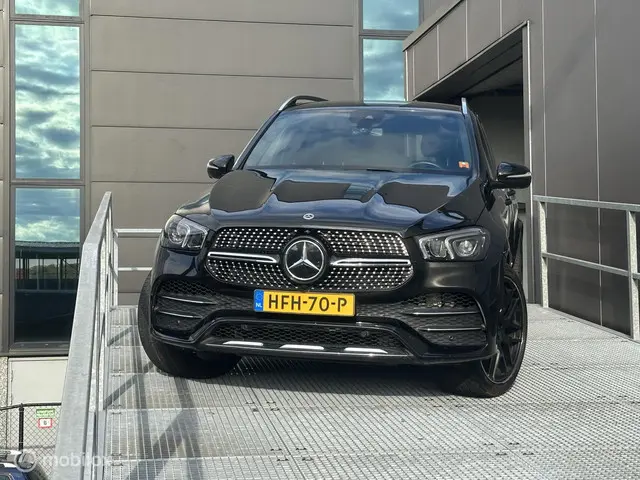 Mercedes-Benz GLE 350 e 4MATIC 2023 Hybride Benzine 4