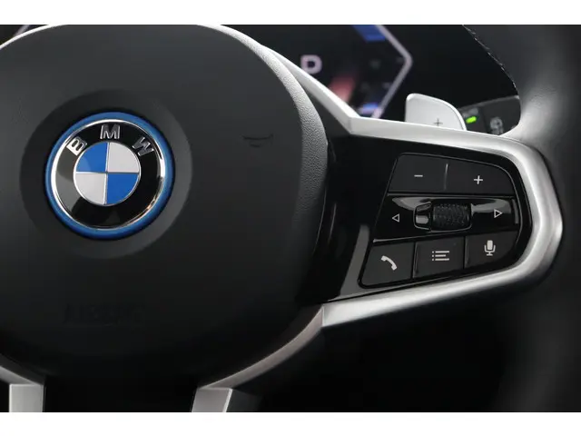 BMW 3 Serie Touring 330e 2025 Hybride Benzine 16