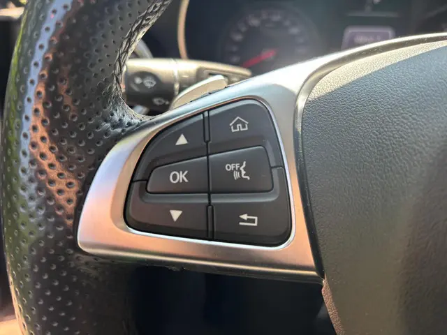 Mercedes-Benz GLC 250 d 4MATIC Edition 1 2016 Diesel 26