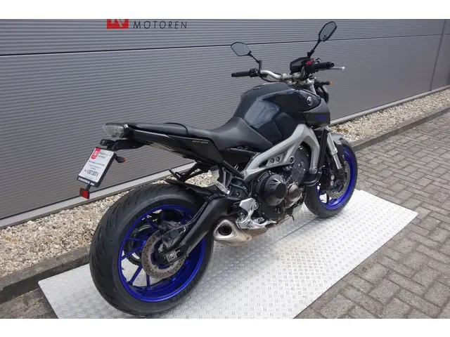 Yamaha MT 09 ABS 2014 Benzine 3