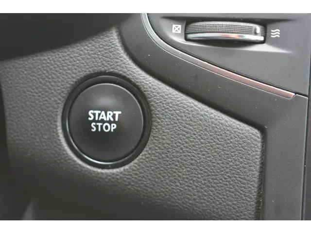 Renault Mégane 1.3 TCe Limited 2020 Benzine 38
