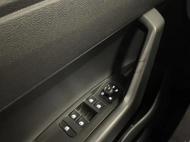 Volkswagen Polo 1.0 TSI R-Line DSG 2025 Benzine 19