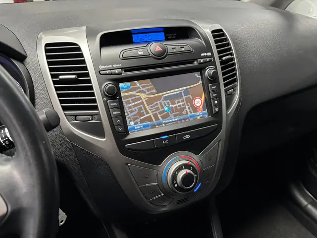 Hyundai ix20 1.4i Go! / Navigatie / Camera 2016 Benzine 21
