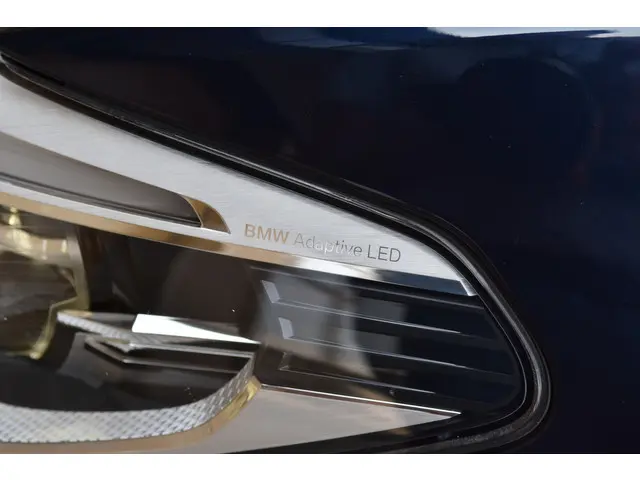 BMW 5 Serie Touring 520i High Executive 2017 Benzine 39
