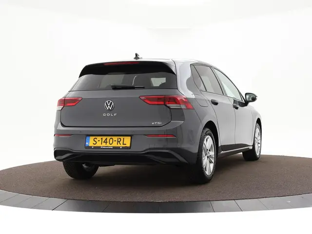 Volkswagen Golf 2