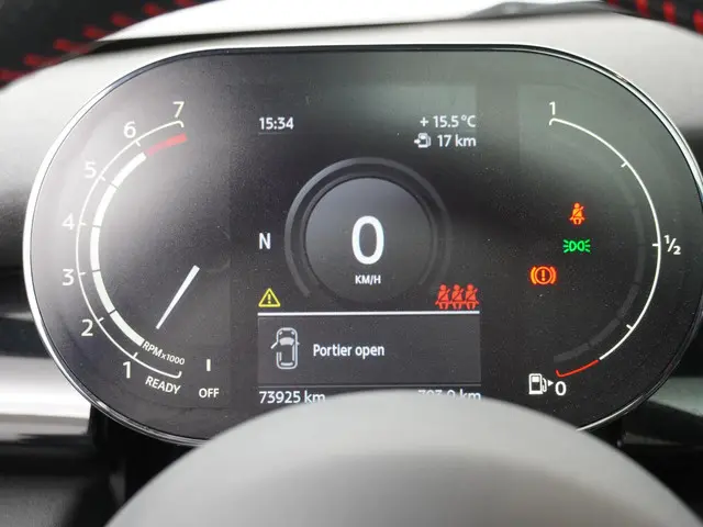 MINI 5-Deurs Cooper Dalston Edition 2021 Benzine 3