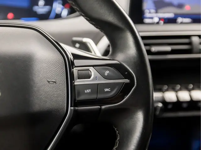 Peugeot 5008 1.2 PureTech Allure 2018 Benzine 20