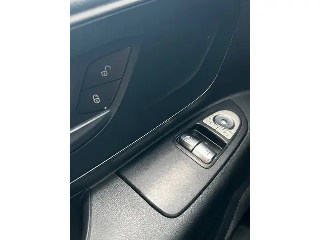 Mercedes-Benz Vito 111 CDI Lang EURO 5 2015 Diesel 16