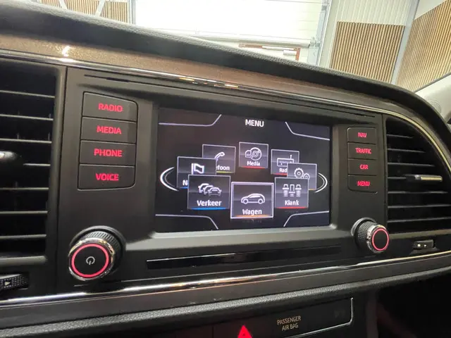 SEAT Leon ST 1.4 TSI FR Business 2013 Benzine 28