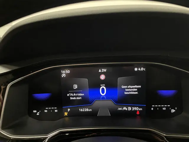 Volkswagen Polo 1.0 TSI R-Line DSG 2025 Benzine 26