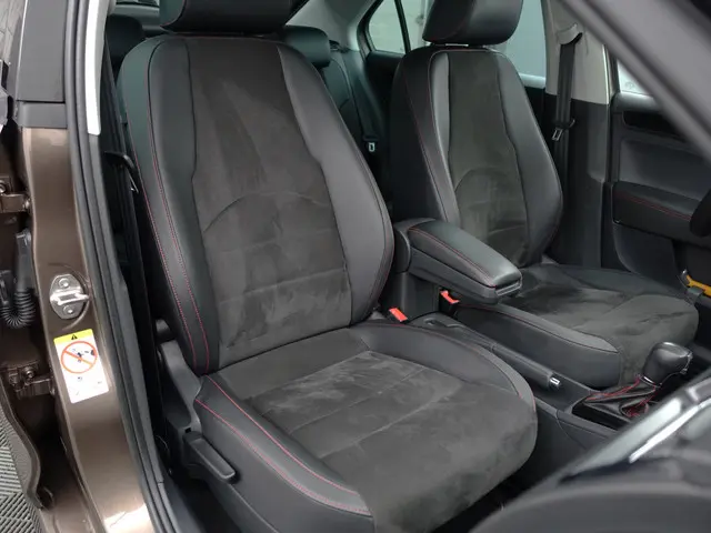 SEAT Toledo 1.4 TSI FR Business Intense Aut- 2018 Benzine 3