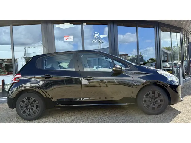 Peugeot 208 1.2 VTi Envy 2013 Benzine 4