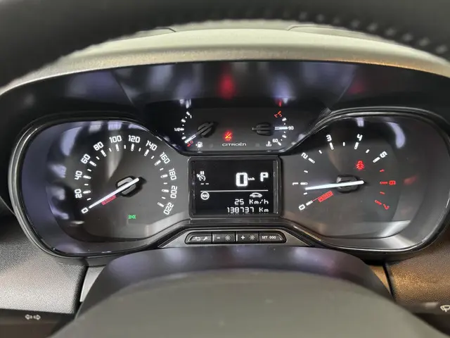 Citroën C3 Aircross 1.2 PureTech S&S Feel 2018 Benzine 14