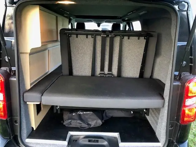 Peugeot e-Expert Long Asphalt 75 kWh 2022 Elektrisch 8