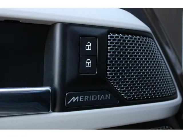 Land Rover Defender HSE 2.0 D240 110 | Mat PPF 2020 Diesel 43