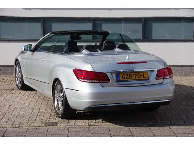 Mercedes-Benz E-Klasse Cabrio 200 Ambition 2014 Benzine 4