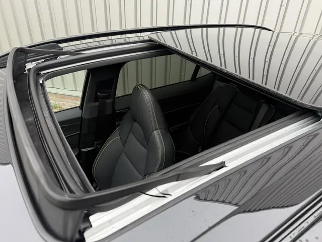 Lynk & Co 01 1.5 More 2026 Hybride Benzine 9