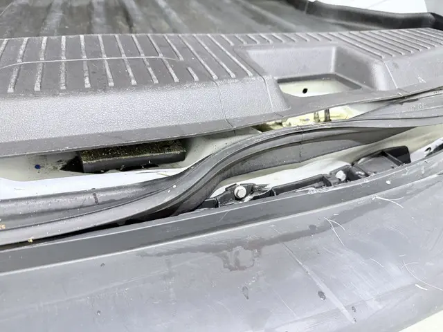 Ford Transit Courier Van 1.5 TDCI Airco NAP 2016 Diesel 14