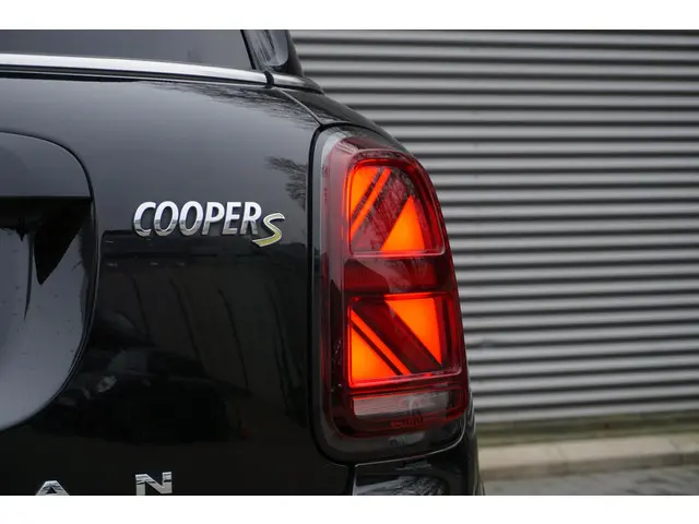 MINI Countryman SE 2020 Hybride Benzine 23