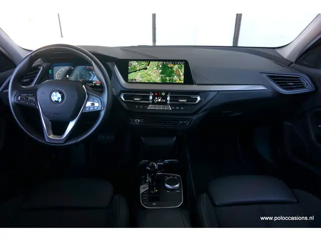 BMW 1 Serie 118i Sport-line 2020 Benzine 9