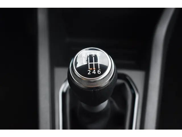 Renault Clio TCe 90 GPF evolution 2024 Benzine 18