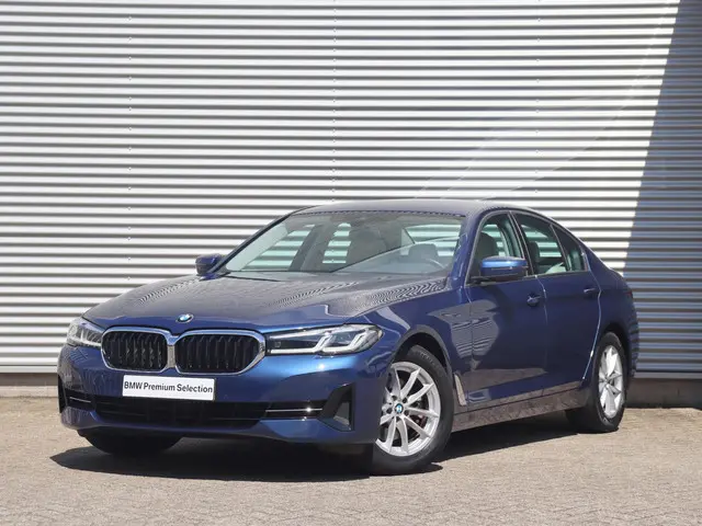 BMW 5 Serie Sedan 520i 2020 Benzine 36