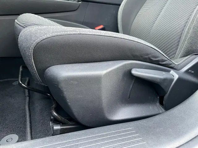 Peugeot 308 1.2 Turbo Active Pack Business 2022 Benzine 14