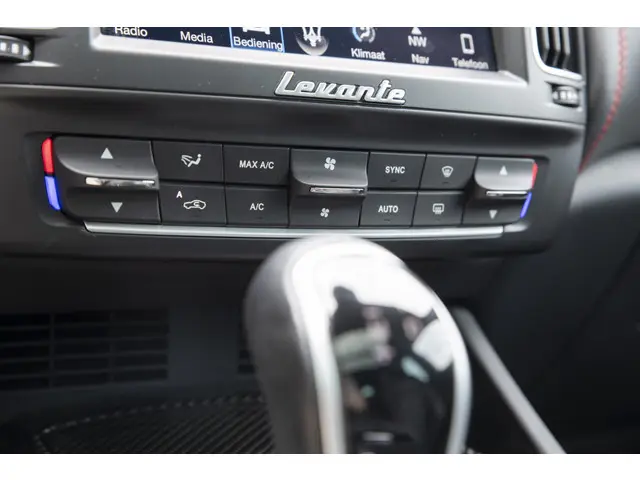 Maserati Levante 3.0 V6 AWD GranSport 2018 Benzine 67