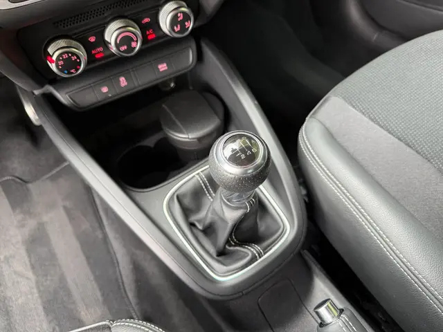 Audi A1 1.4 TFSI Sport Pro S-LINE 2015 Benzine 17