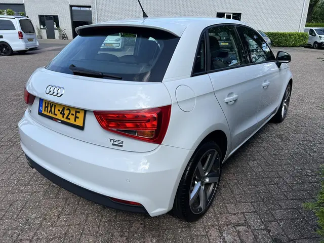 Audi A1 Sportback 1.0 TFSI Sport 2015 Benzine 15