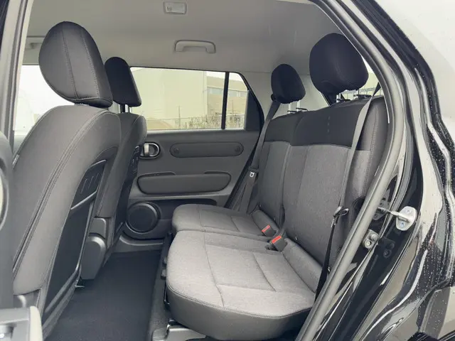 Hyundai Inster Pulse 49 kWh 2025 Elektrisch 11