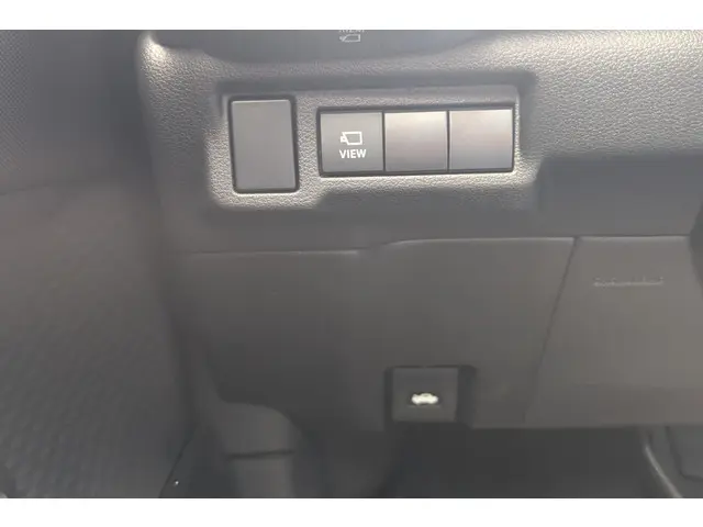 Toyota Urban Cruiser Executive 61 kWh 2026 Elektrisch 30