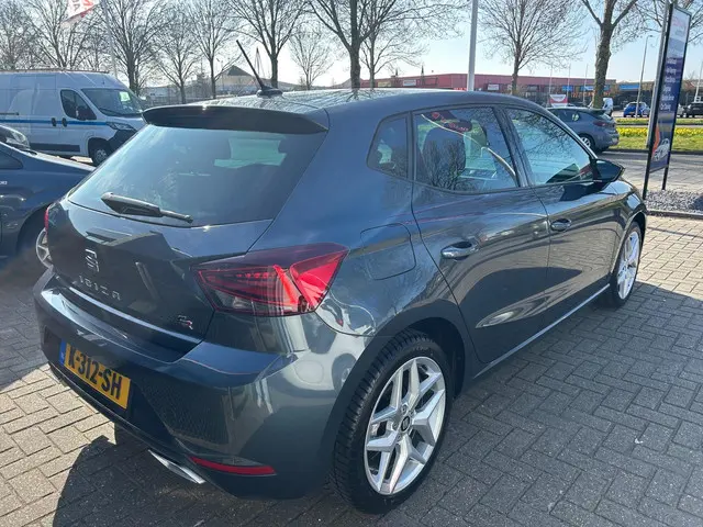 SEAT Ibiza 1.0 TSI FR Business Intense 2021 Benzine 3
