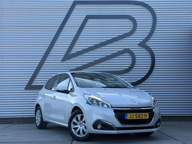 Peugeot 208 1.2 PureTech Blue Lion 2016 Benzine 8