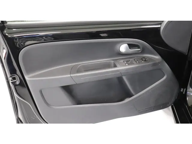 SEAT Mii Electric Plus 2020 Elektrisch 11