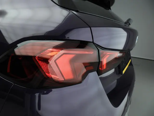 BMW 1 Serie 5-deurs 120 2025 Benzine 26