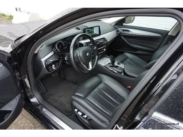BMW 5 Serie 540i High Executive 2017 Benzine 5