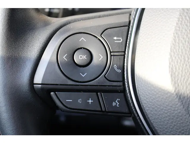 Toyota Corolla 1.8 Hybrid Active 2021 Hybride Benzine 15