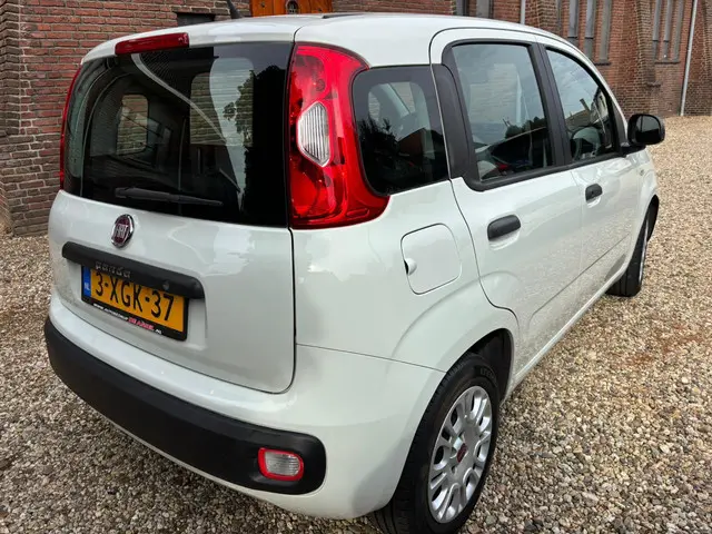 Fiat Panda 0.9 TwinAir Pop 2014 Benzine 2