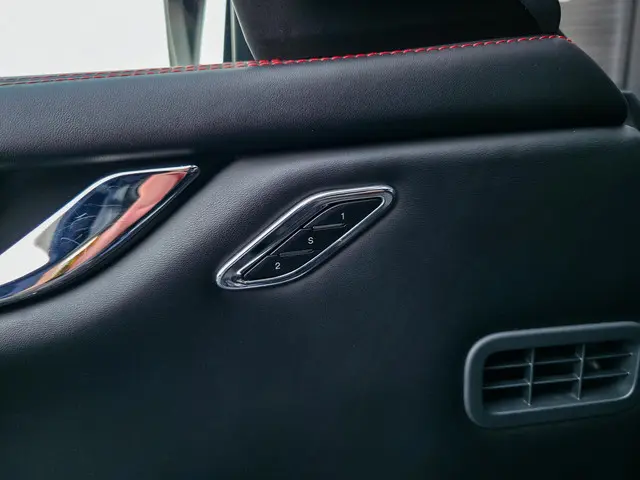 Maserati Quattroporte 3.0 S Q4 2018 Benzine 12