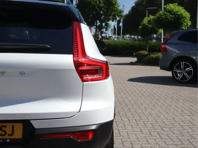 Volvo XC40 1.5 T5 Recharge 2021 Hybride Benzine 20
