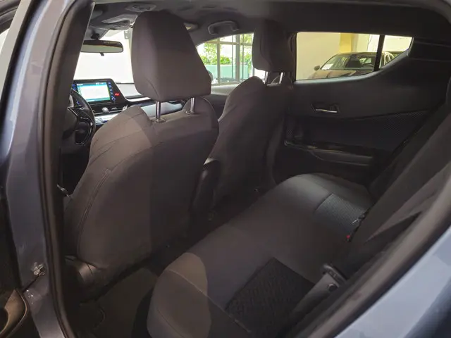 Toyota C-HR 1.8 Hybrid Dynamic 2020 Hybride Benzine 17